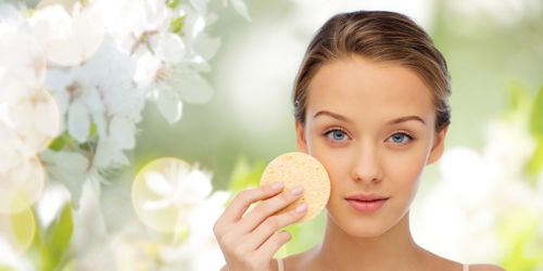 Cuidado facial diario, semanal y mensual de la piel del rostro